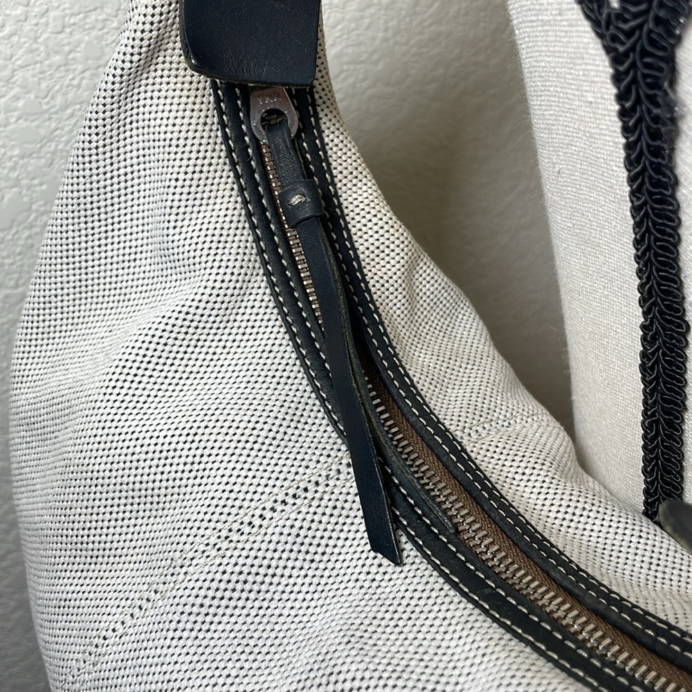Vintage & Rare Dooney & Bourke Shoulder Bag - Picture 6 of 15
